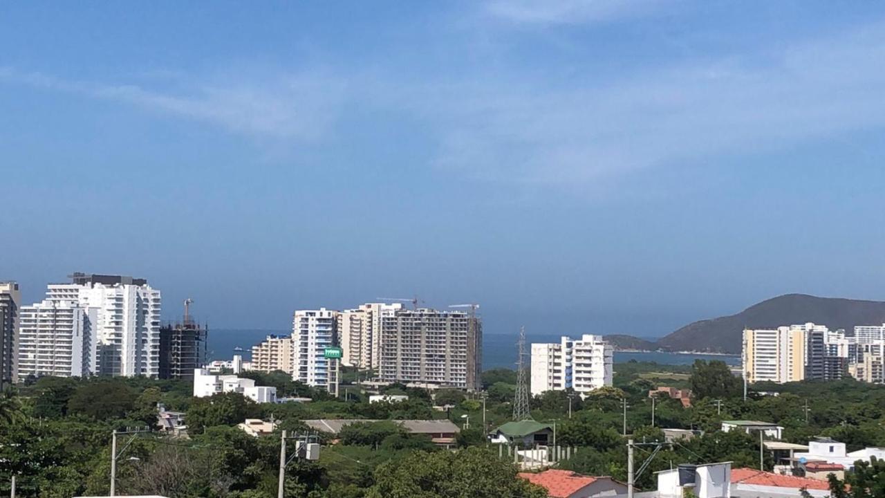 Hermoso Con Piscina Y Cerca A Playa. Apartment *